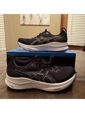 Asics Gel-Kayano 32 Mens Size 9 Black White Athletic Running Shoes Sneakers